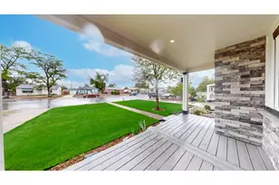 1704 6th St, Greeley, CO 80631 - Photo 4