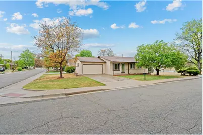 5634 W 63rd Ave, Arvada, CO 80003 - Photo 2