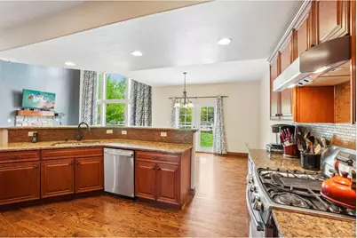 7990 Saint St, Frederick, CO 80530 - Photo 10