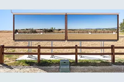 15383 E County Line Rd, Berthoud, CO 80513 - Photo 4