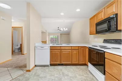 2002 35th Ave Ct, Greeley, CO 80634 - Photo 10