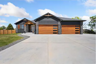 740 W County Road 10 E, Berthoud, CO 80513 - Photo 2