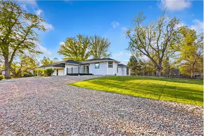 1950 Montview Dr, Greeley, CO 80631 - Photo 34