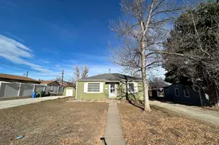2443 Mountain View Dr, Loveland, CO 80538 - Photo 1