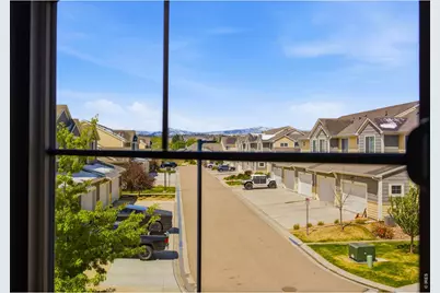 1690 W 50th St, Loveland, CO 80538 - Photo 24