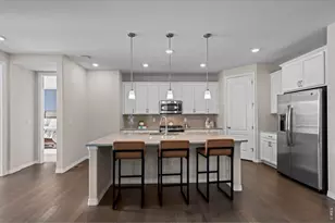 2381 Provenance St, Longmont, CO 80504 - Photo 8