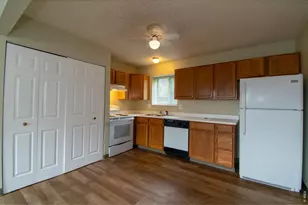 1931 Ross Ct, Fort Collins, CO 80526 - Photo 2