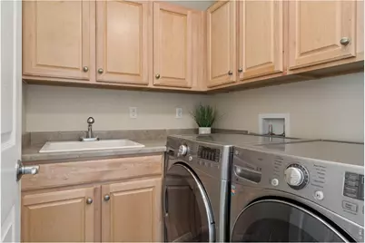 2205 Creekside Dr, Longmont, CO 80504 - Photo 36