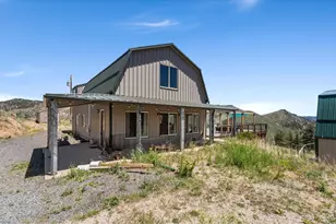 1154 Redstone Dr, Bellvue, CO 80512 - Photo 2