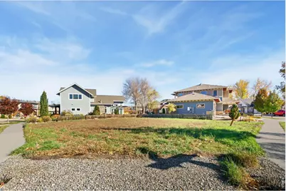 757 Harts Gardens Ln, Fort Collins, CO 80521 - Photo 6