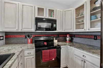 3070 Nunn Pl, Loveland, CO 80538 - Photo 8