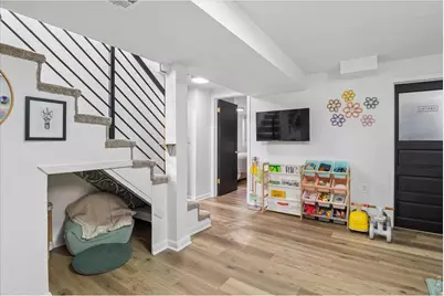 3696 Magnolia St, Denver, CO 80207 - Photo 18