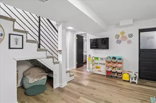 3696 Magnolia St, Denver, CO 80207 - Photo 18