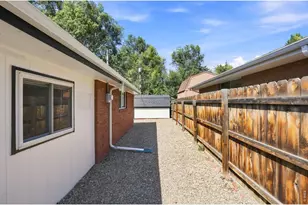 1119 Bross St, Longmont, CO 80501 - Photo 40