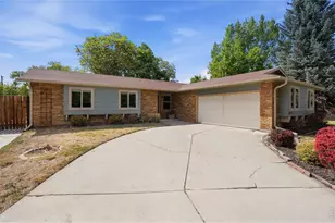 1689 Geneva Cir, Longmont, CO 80503 - Photo 2