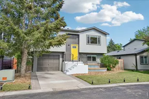 800 Countryside Dr, Fort Collins, CO 80524 - Photo 2