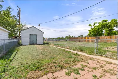 201 N 4th St, La Salle, CO 80645 - Photo 16