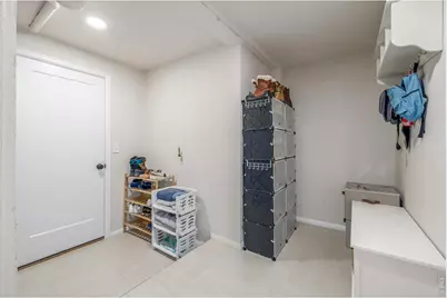129 S Franklin St, Denver, CO 80209 - Photo 40