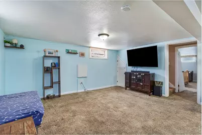 327 W Eisenhower Blvd, Loveland, CO 80537 - Photo 14