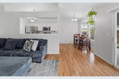 515 E 29th Street Dr, Greeley, CO 80631 - Photo 8