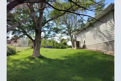 1230 Lincoln St, Wray, CO 80758 - Photo 4