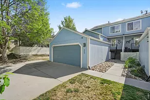 949 Reynolds Farm Ln, Longmont, CO 80503 - Photo 2