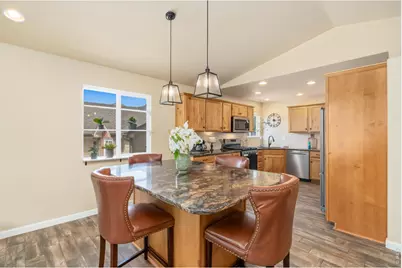 2248 Sopris Cir, Loveland, CO 80537 - Photo 10