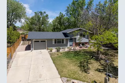 724 Hubbard Dr, Longmont, CO 80504 - Photo 4
