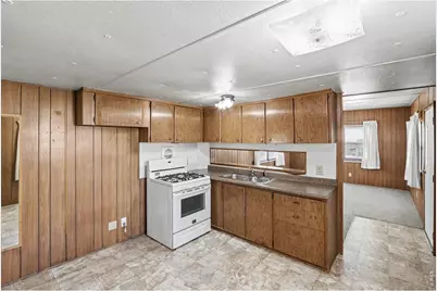 1316 Madeline Ct, Loveland, CO 80537 - Photo 4