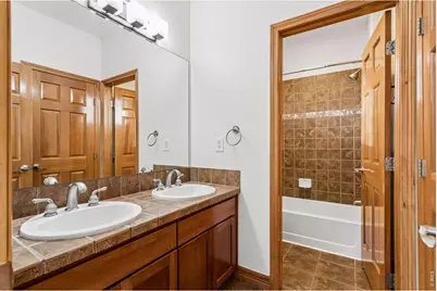 2674 Elmira St, Denver, CO 80238 - Photo 28