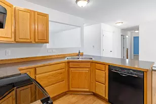 1820 Gray Hawk Ct, Estes Park, CO 80517 - Photo 14
