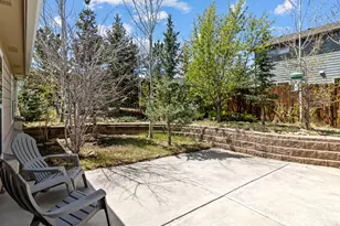 1820 Gray Hawk Ct, Estes Park, CO 80517 - Photo 2