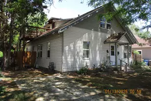 1117 E 1st St, Loveland, CO 80537 - Photo 2