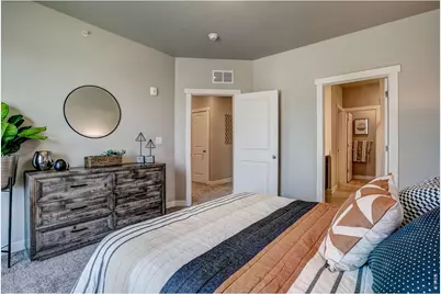 410 High Point Dr #206, Longmont, CO 80504 - Photo 16