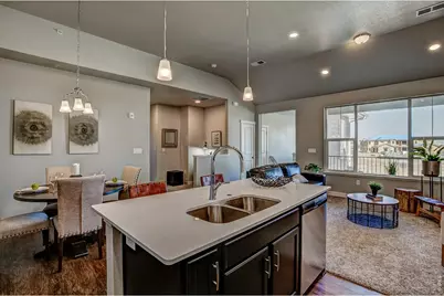 410 High Point Dr #206, Longmont, CO 80504 - Photo 4
