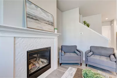 158 High Point Dr, Longmont, CO 80504 - Photo 10