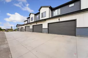 158 High Point Dr, Longmont, CO 80504 - Photo 24