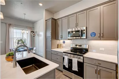 420 High Point Dr #C-103, Longmont, CO 80504 - Photo 4