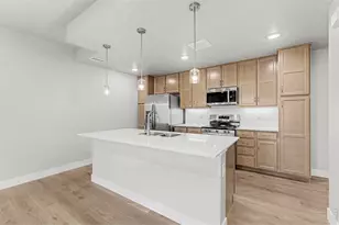 265 High Point Dr, Longmont, CO 80504 - Photo 2