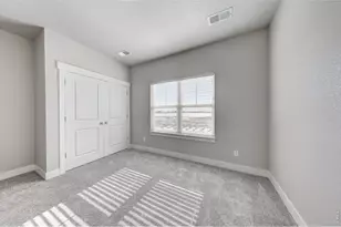 245 High Point Dr, Longmont, CO 80504 - Photo 16