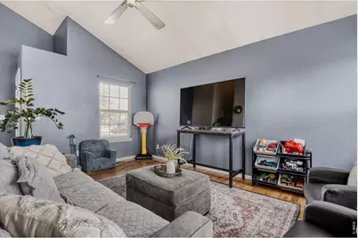 4228 E 94th Pl, Thornton, CO 80229 - Photo 6