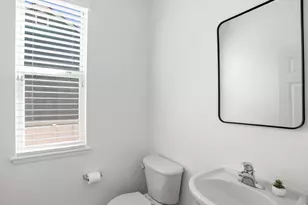 1633 Hallet Peak Dr, Longmont, CO 80503 - Photo 24