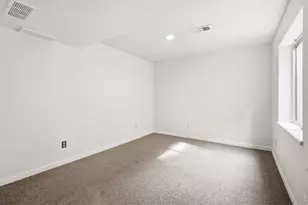 2224 24th Ave, Longmont, CO 80501 - Photo 32