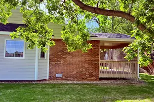 2400 Elmhurst Pl, Longmont, CO 80503 - Photo 4