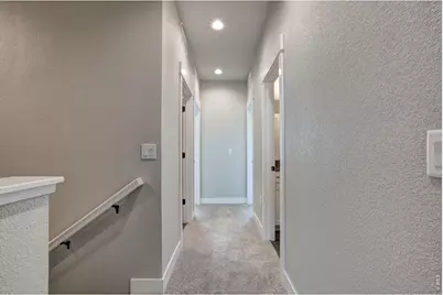 214 High Point Dr, Longmont, CO 80504 - Photo 10