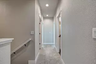 214 High Point Dr, Longmont, CO 80504 - Photo 10