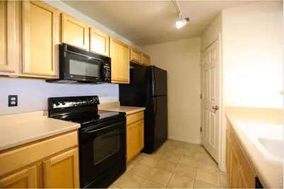 5255 Memphis St #921, Denver, CO 80239 - Photo 10