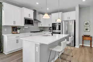 2718 Bear Spgs Cir, Longmont, CO 80503 - Photo 10
