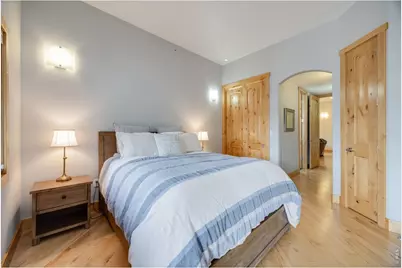 2034 Pearl St #200, Boulder, CO 80302 - Photo 32