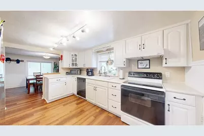 532 N Madison Ave, Loveland, CO 80537 - Photo 10